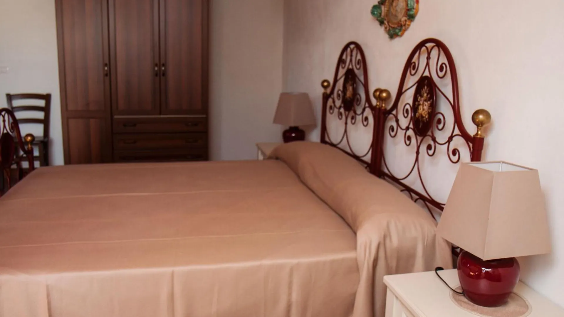 Serravalle Relais & Country Villa With Private Pool - Esclusive Use Chiaramonte Gulfi Lägenhet